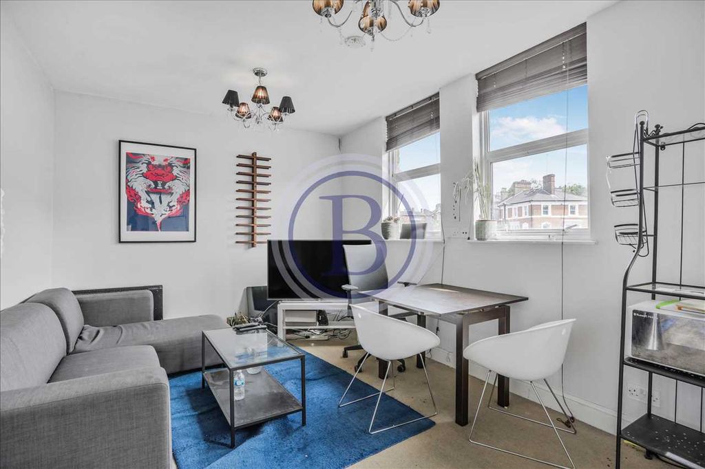 Property photo 1 of 16 Main Picture