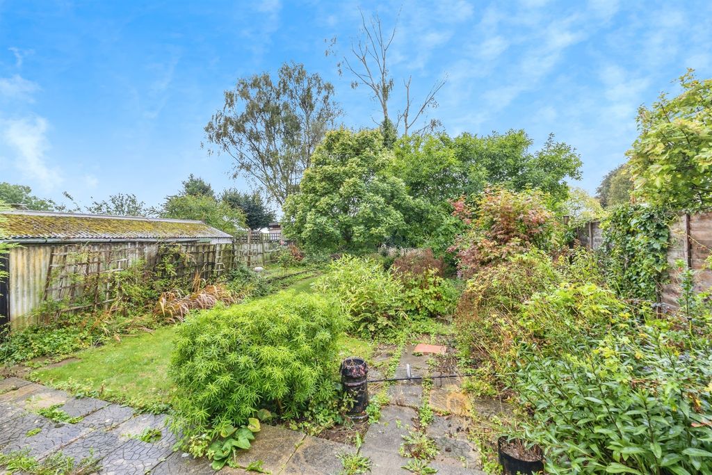 Property photo 2 of 15