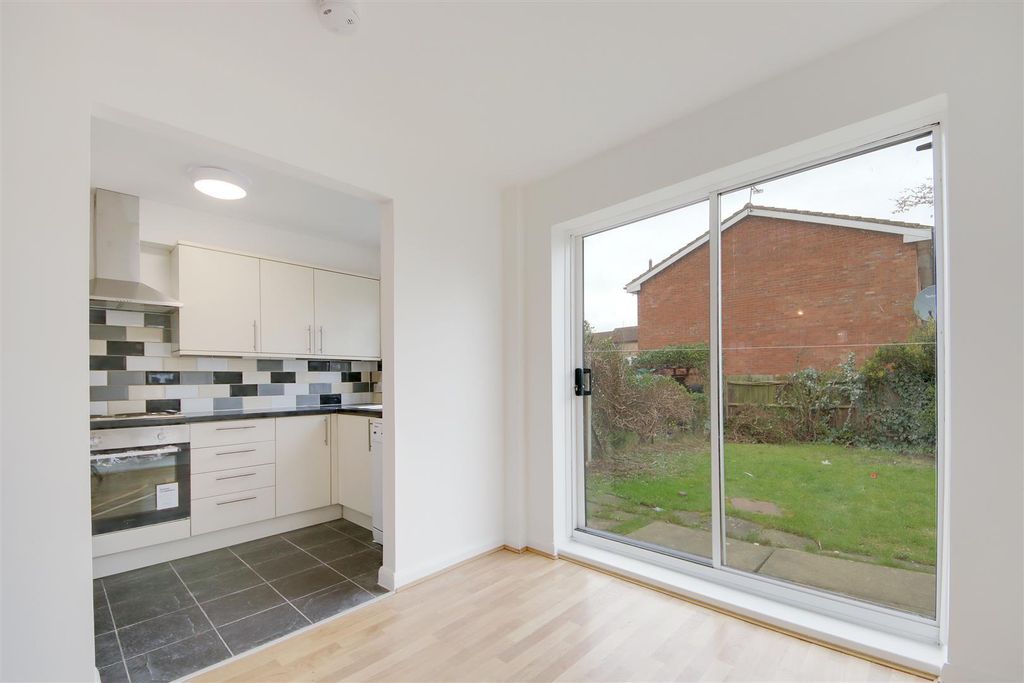 Property photo 3 of 11 Xotl4I3Ifkqjkkuuv8Zdqg.Jpg