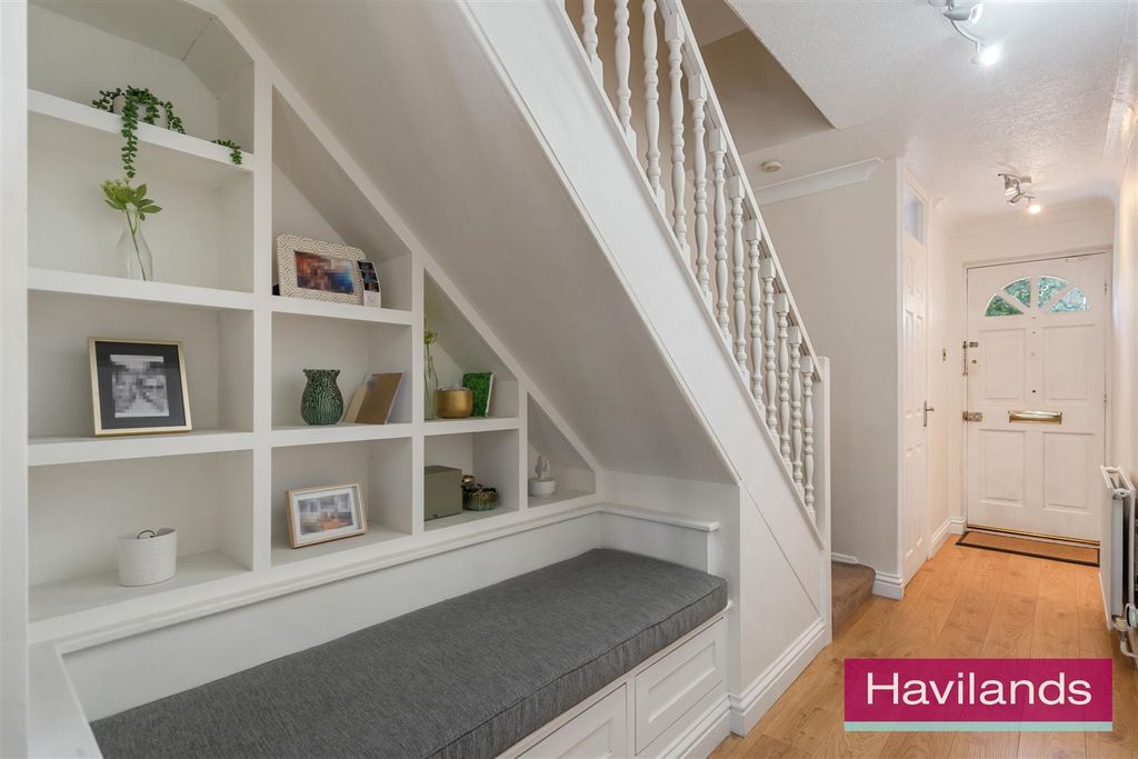 Property photo 3 of 22 Abbey Road-14.Jpg