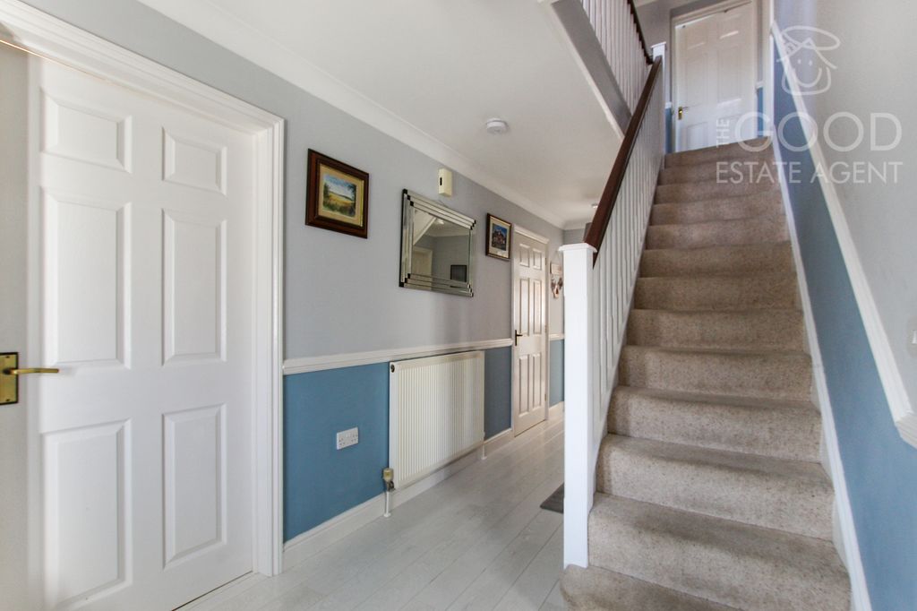 Property photo 3 of 30