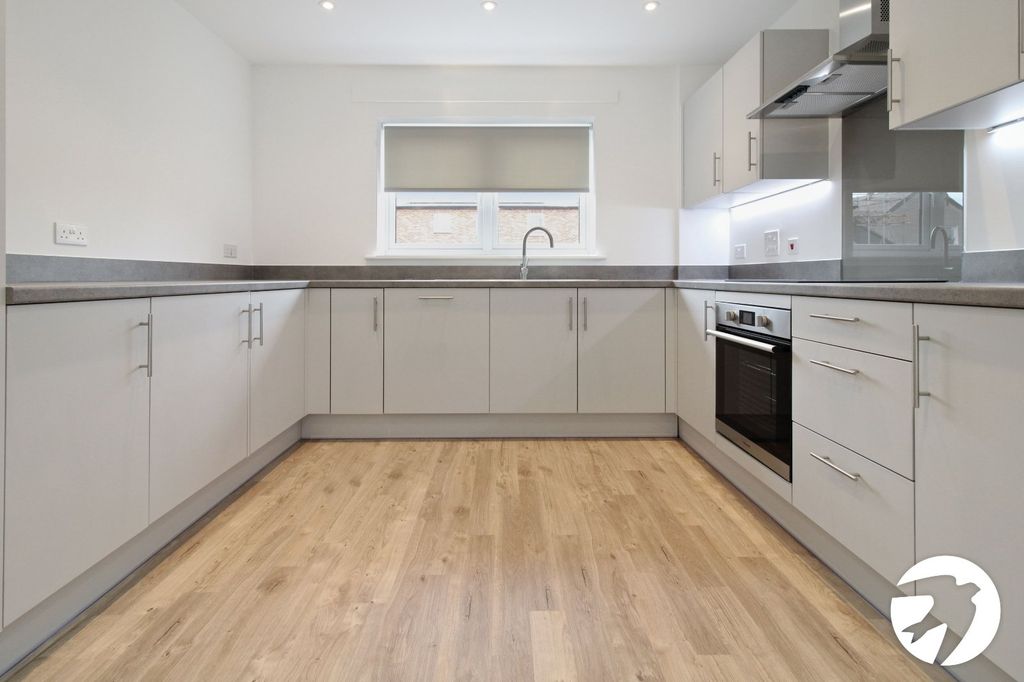 Property photo 3 of 13 Picture No. 05