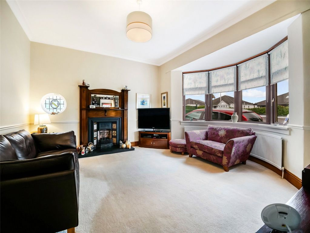 Property photo 3 of 21 Picture No. 03