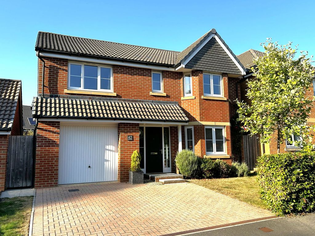 Property photo 1 of 24