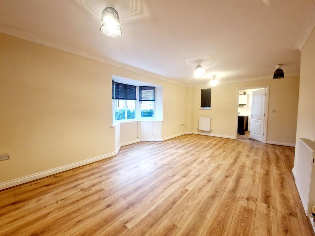 Property photo 2 of 9 Lounge Diner