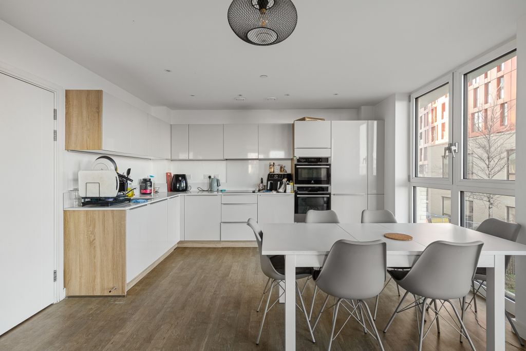 Property photo 3 of 13 094A0830