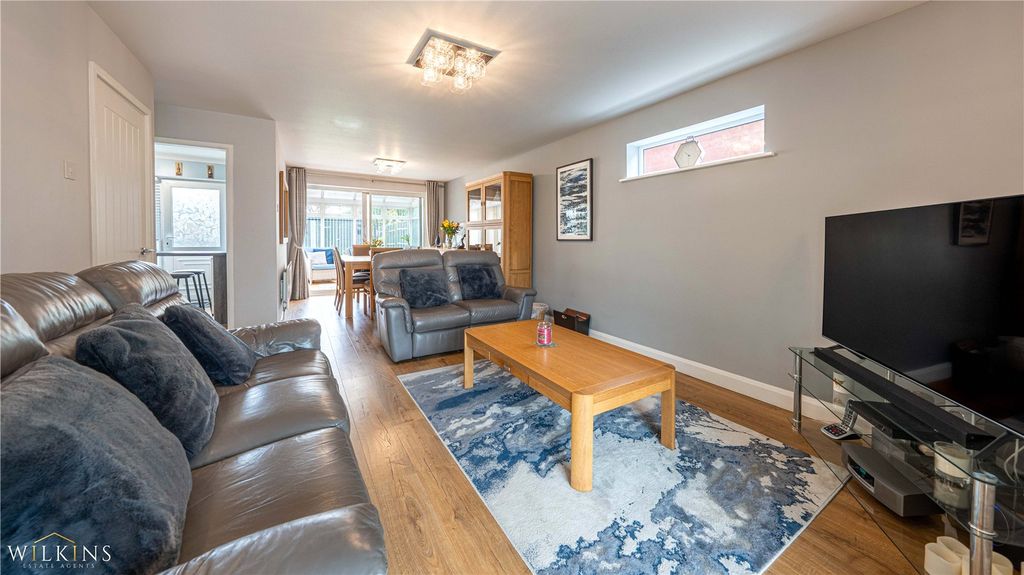 Property photo 2 of 35 Picture No. 09