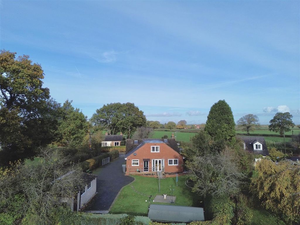 Property photo 1 of 32 Image00001.Jpeg