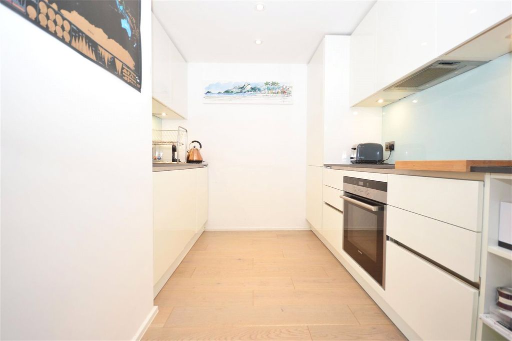 Property photo 2 of 9 Picture No. 04