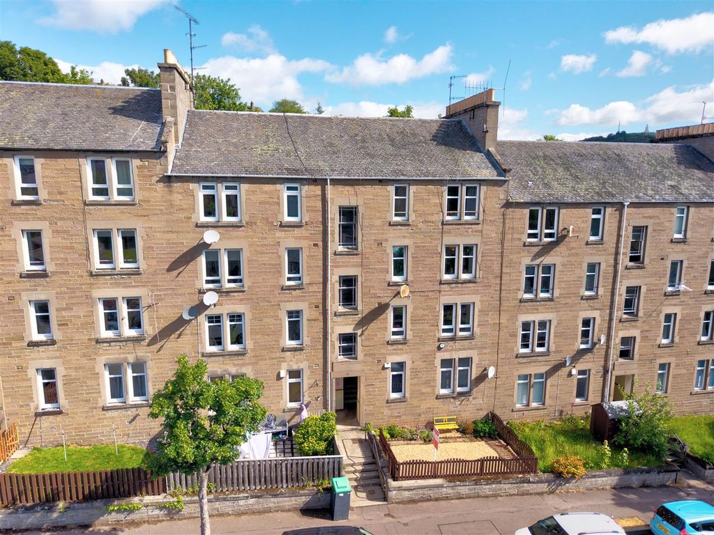 Property photo 2 of 15 Gr 41 Scott Street Dundee-2.Jpg