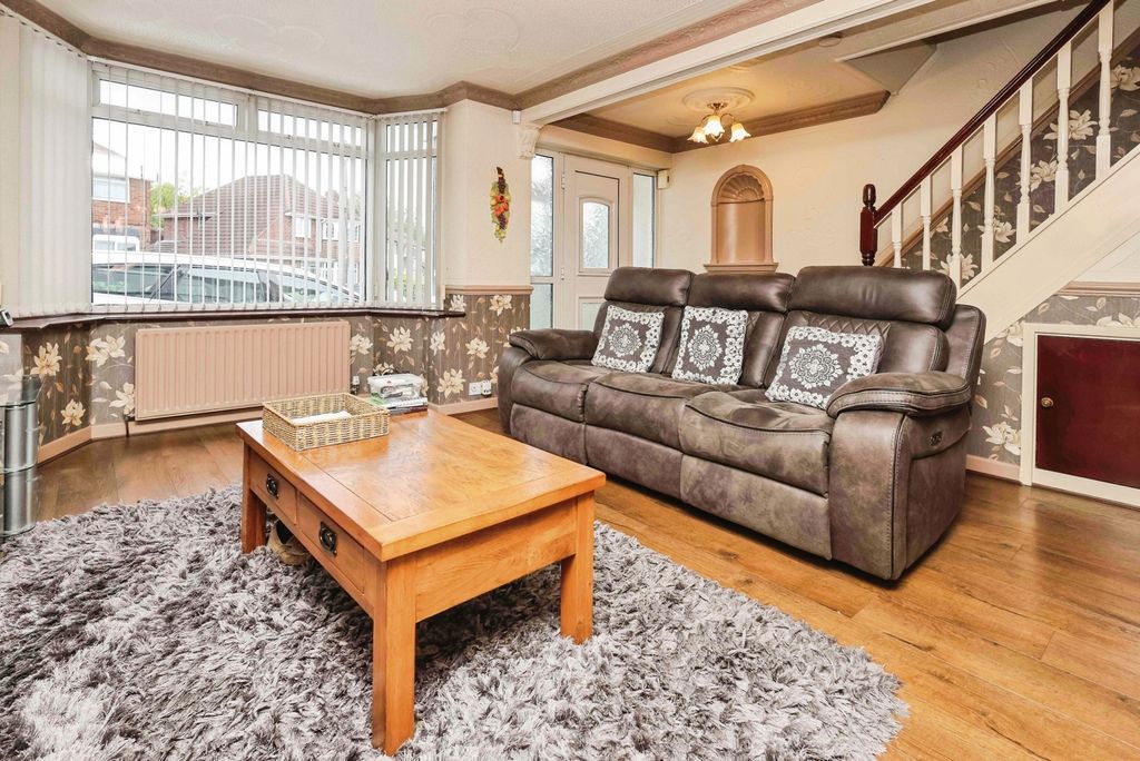 Property photo 2 of 17 Pbox-Img.Jpg