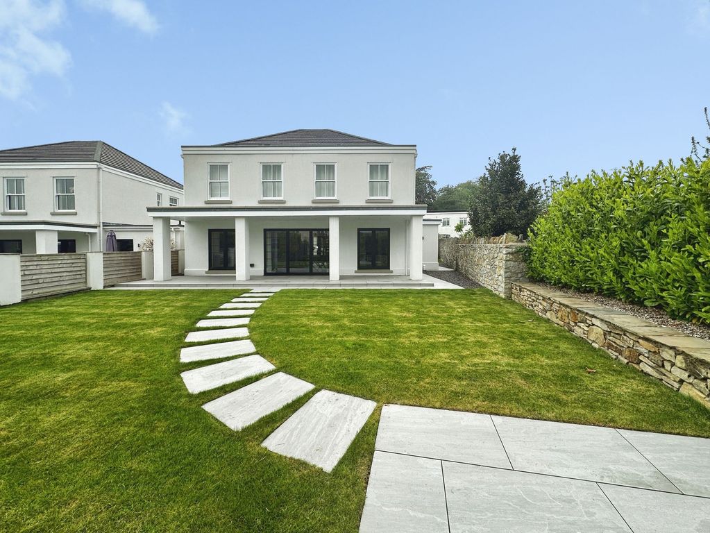Property photo 1 of 38