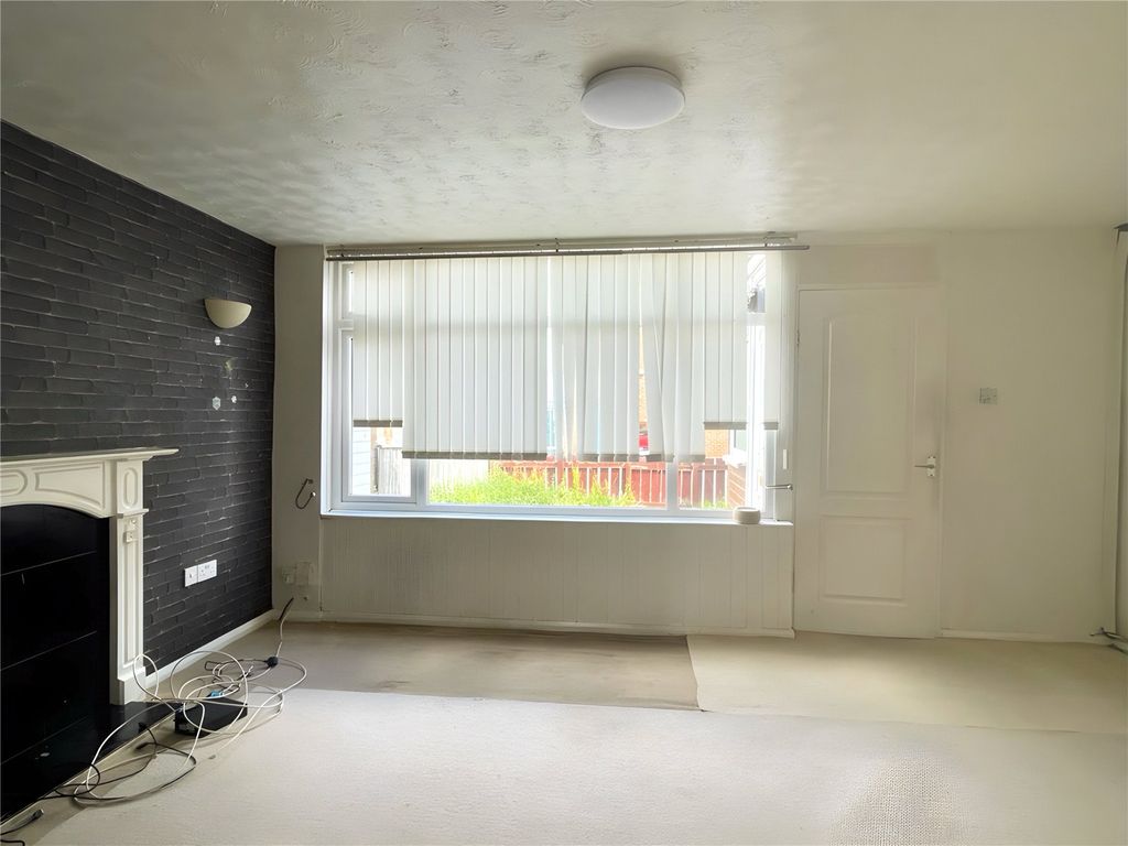 Property photo 2 of 9 Picture No. 08