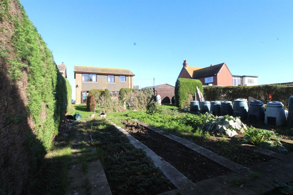 Property photo 3 of 29