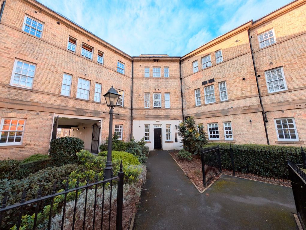 Property photo 1 of 17 Picture No. 70