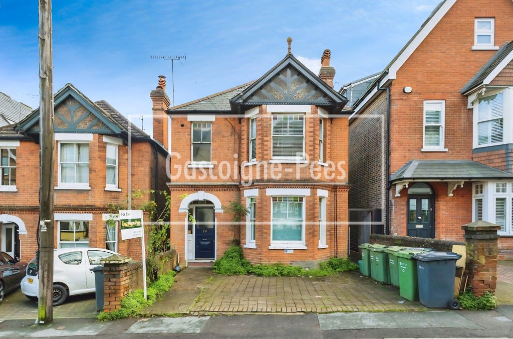 Property photo 1 of 9