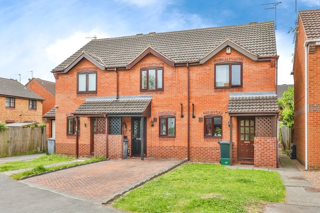 Property photo 1 of 16 Front