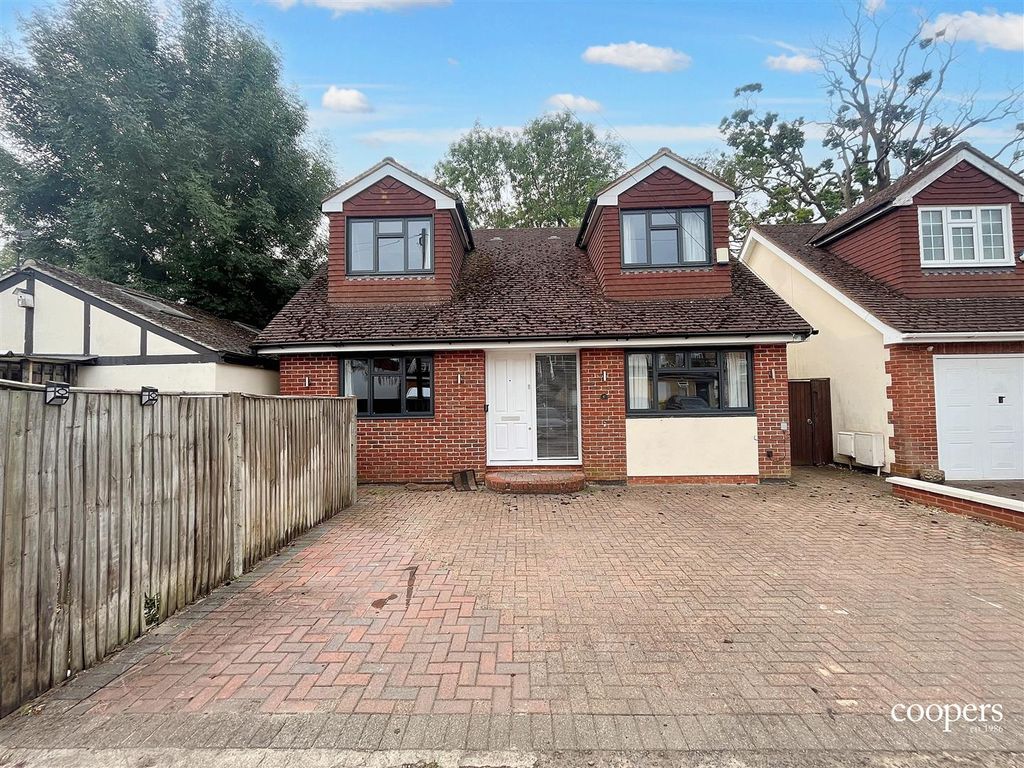 Property photo 1 of 14 External
