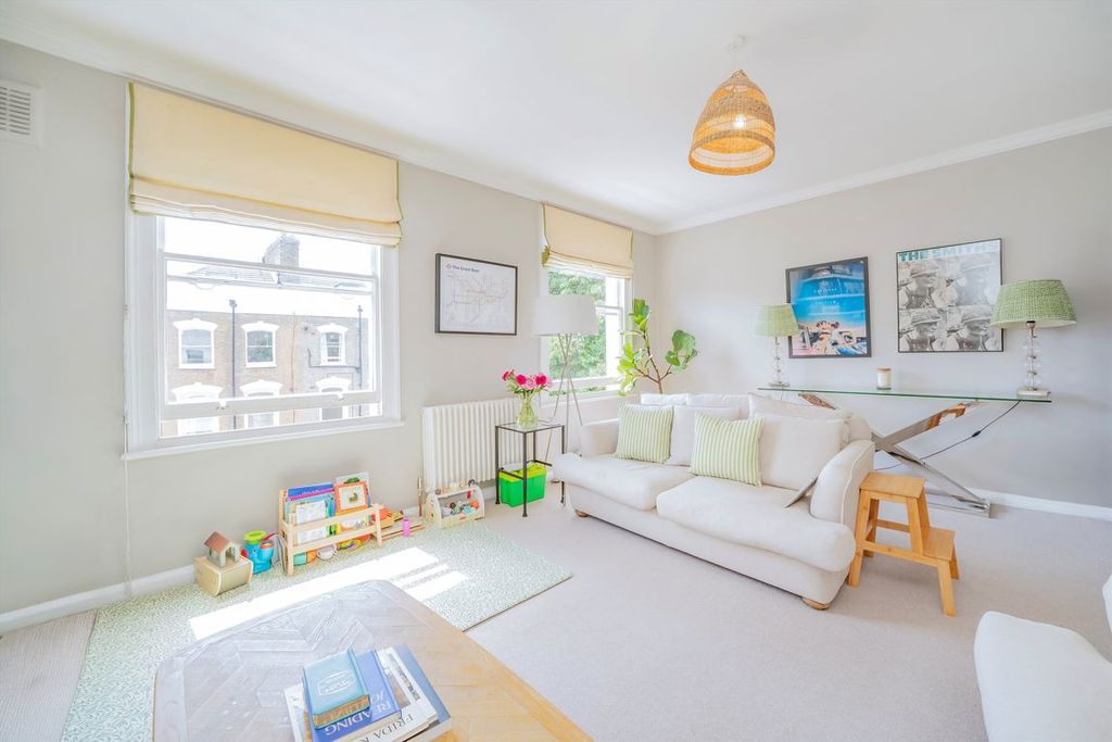Property photo 1 of 7