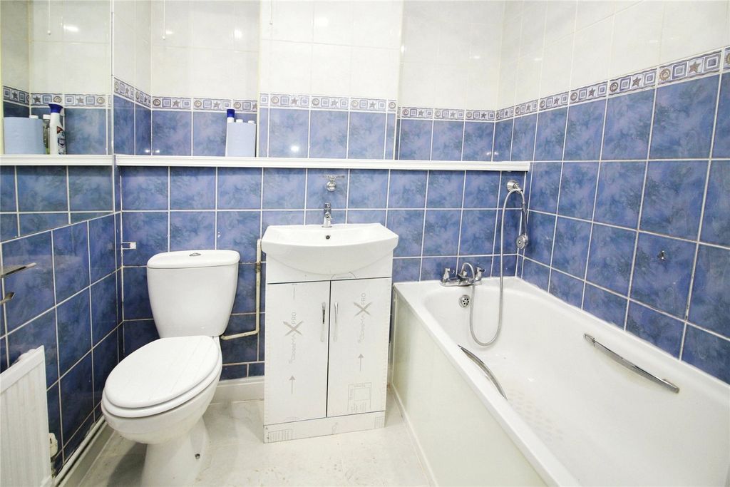 Property photo 3 of 6 Picture No. 02
