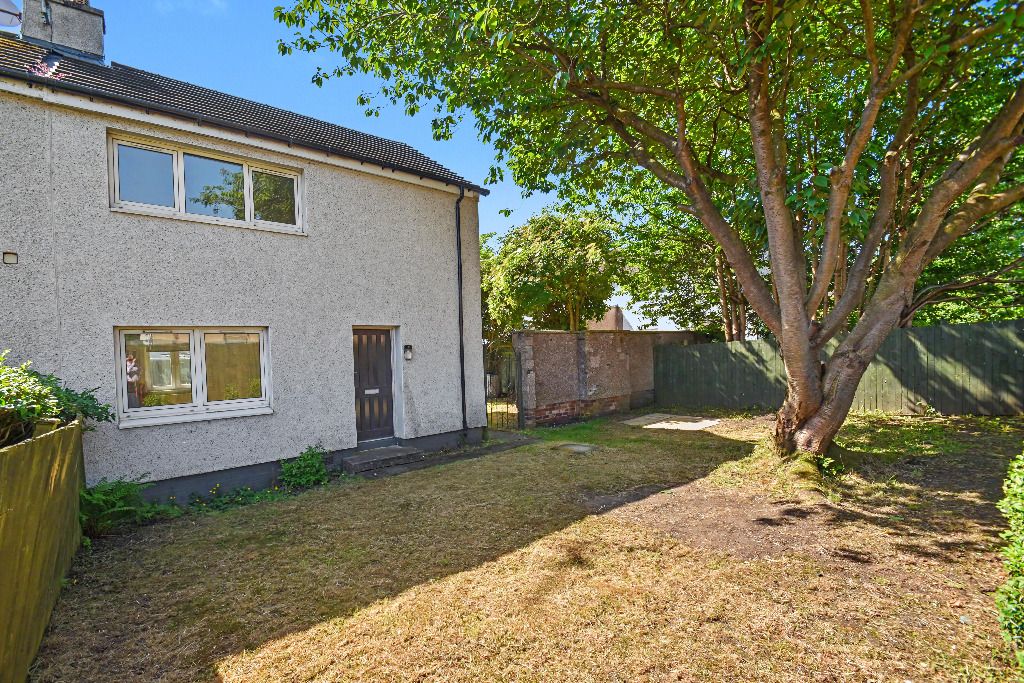 Property photo 2 of 15 5234023