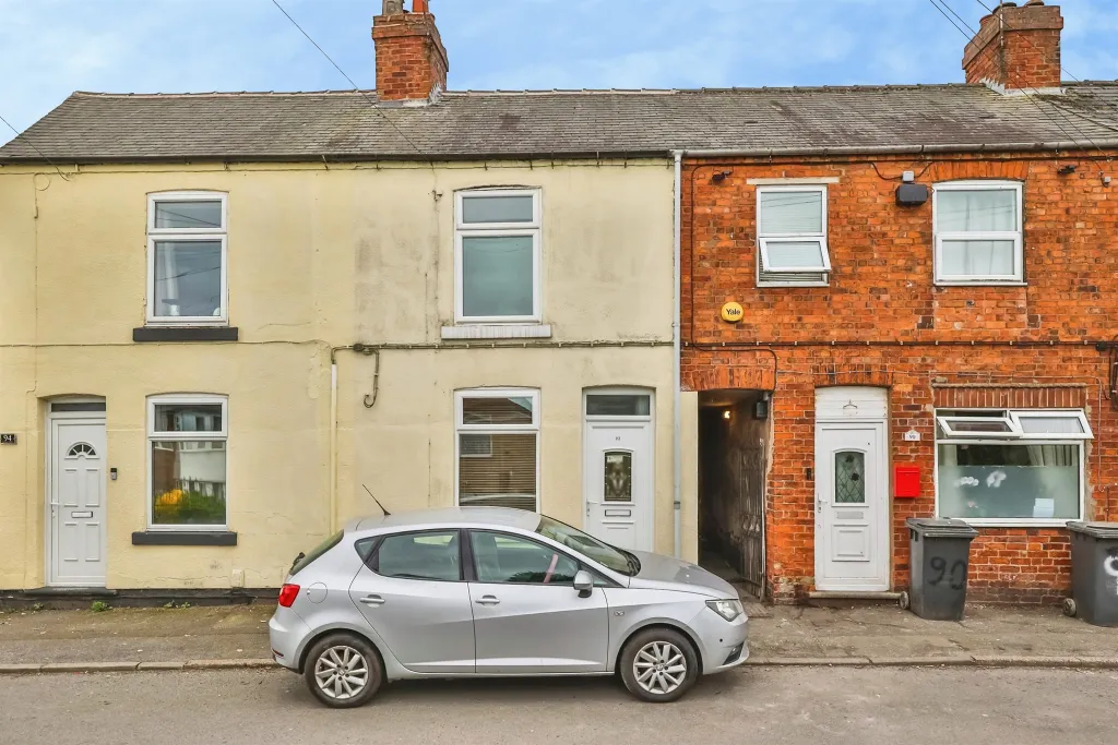 House in Broxtowe, Eastwood - View 3
