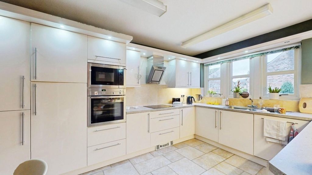 Property photo 2 of 11 d5B8Ac81-High-House-Mews-11202025_112023.Jpg