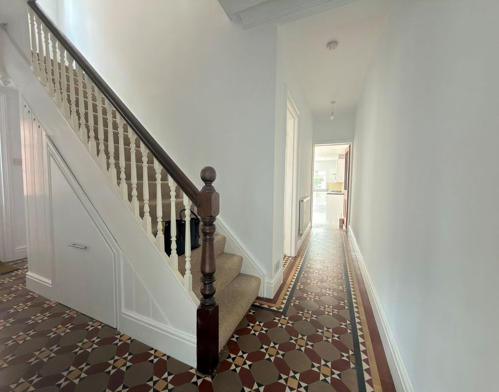 Property photo 2 of 15 Entrance