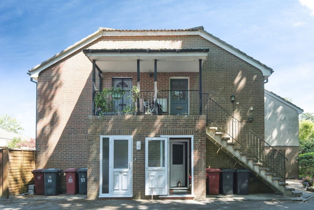 Property photo 1 of 11 Pbox-Img.Jpg