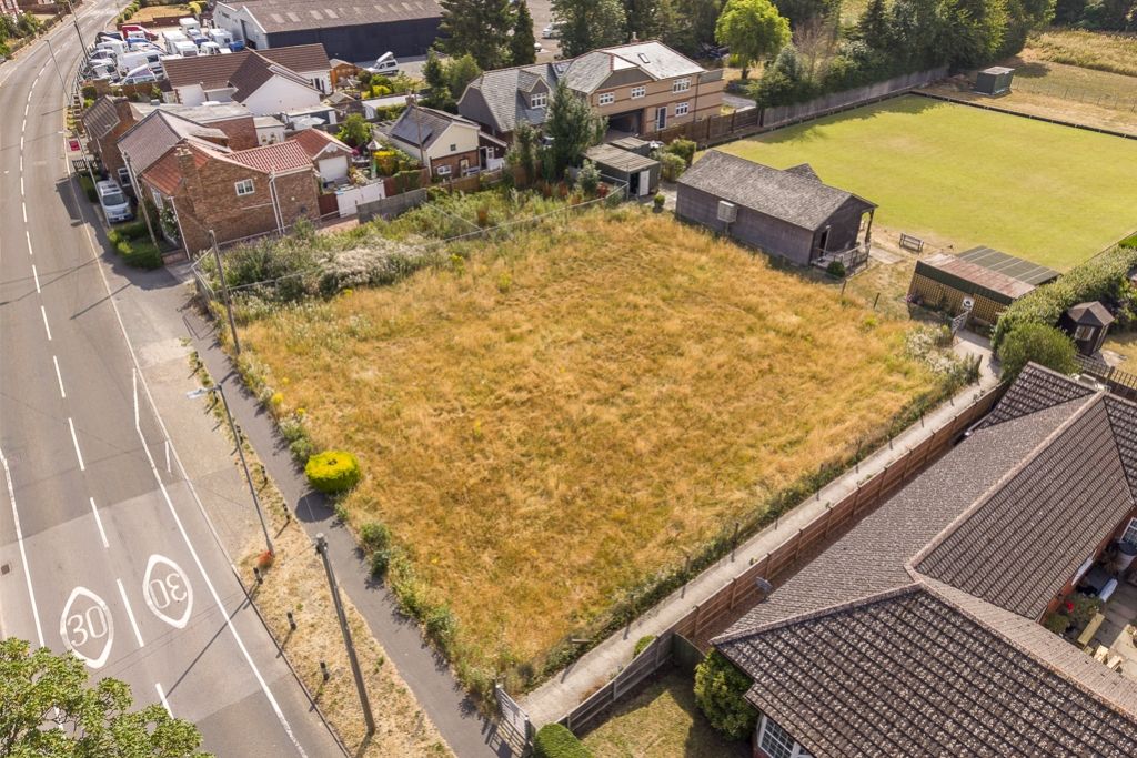 Property photo 1 of 15 Land Near Village Hall (Mareham-Le-Fen)-5