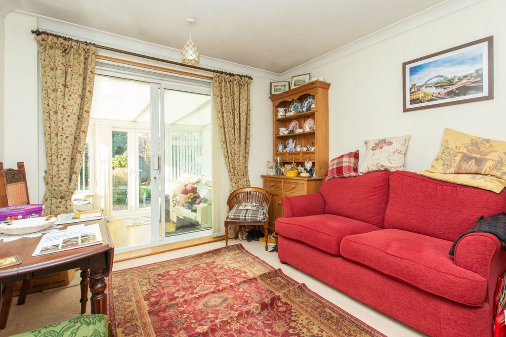 Property photo 3 of 14 Picture 3