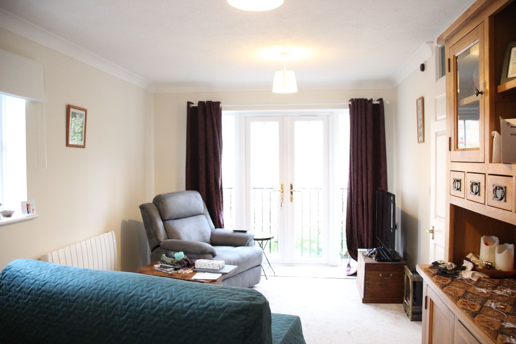 Property photo 3 of 7