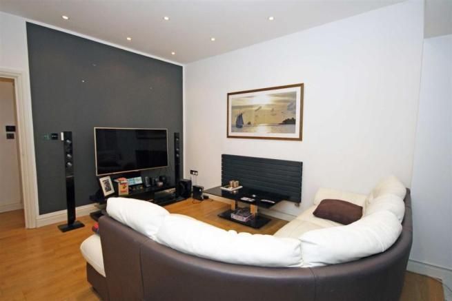 Property photo 3 of 8 Reception Room