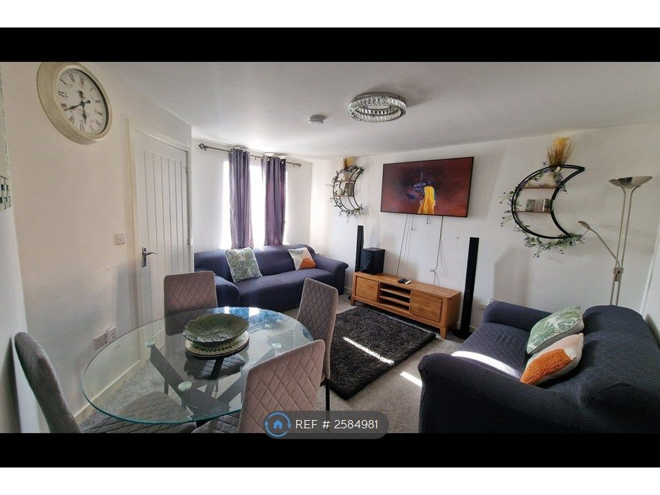 Property photo 3 of 14