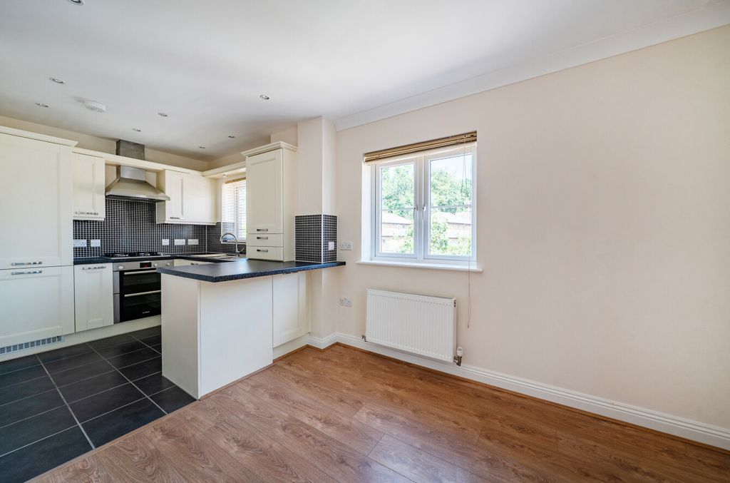 Property photo 2 of 16 1487866-2-6A4ba3c...