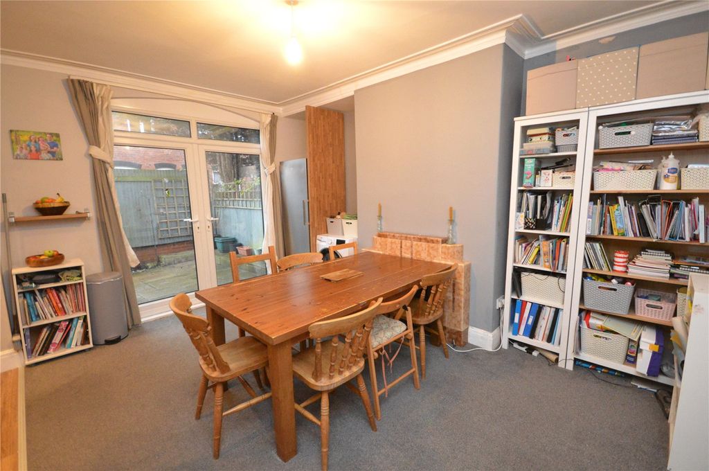 Property photo 3 of 11 Picture 3