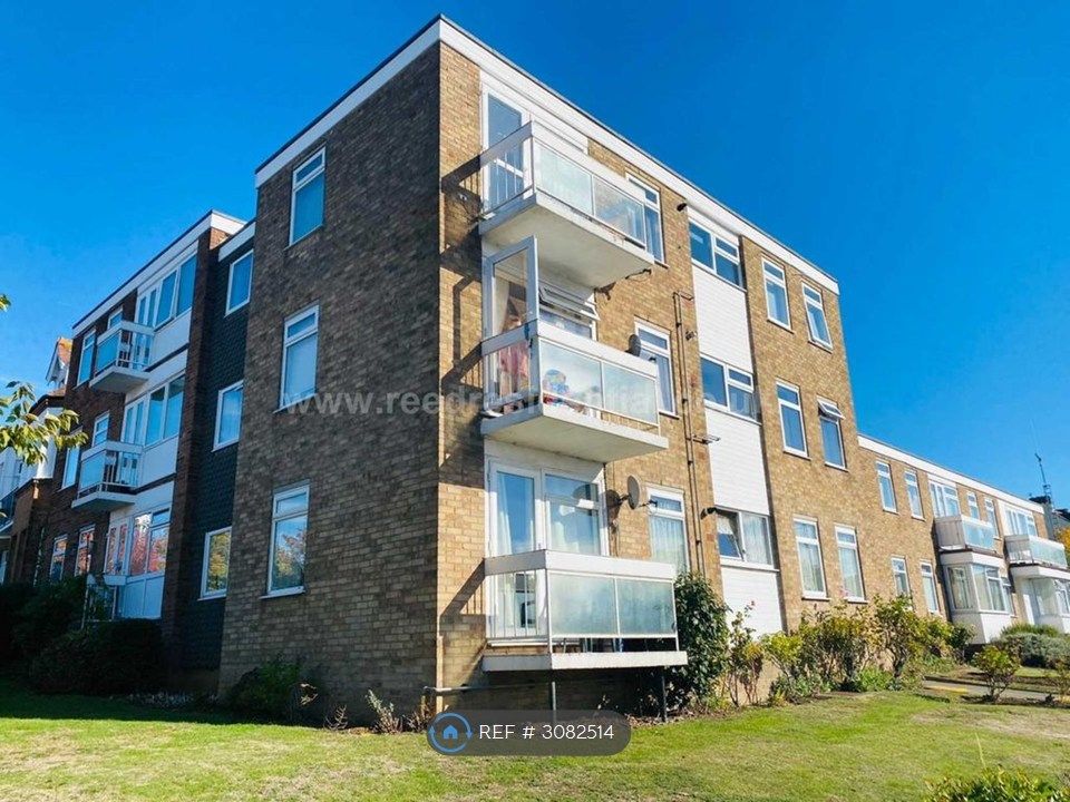 Property photo 2 of 12