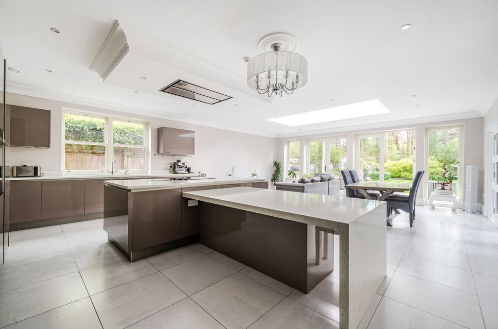 Property photo 2 of 33 1442738-62-69E264...