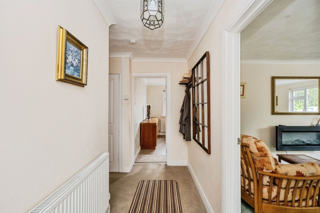 Property photo 2 of 20 Pbox-Img.Jpg