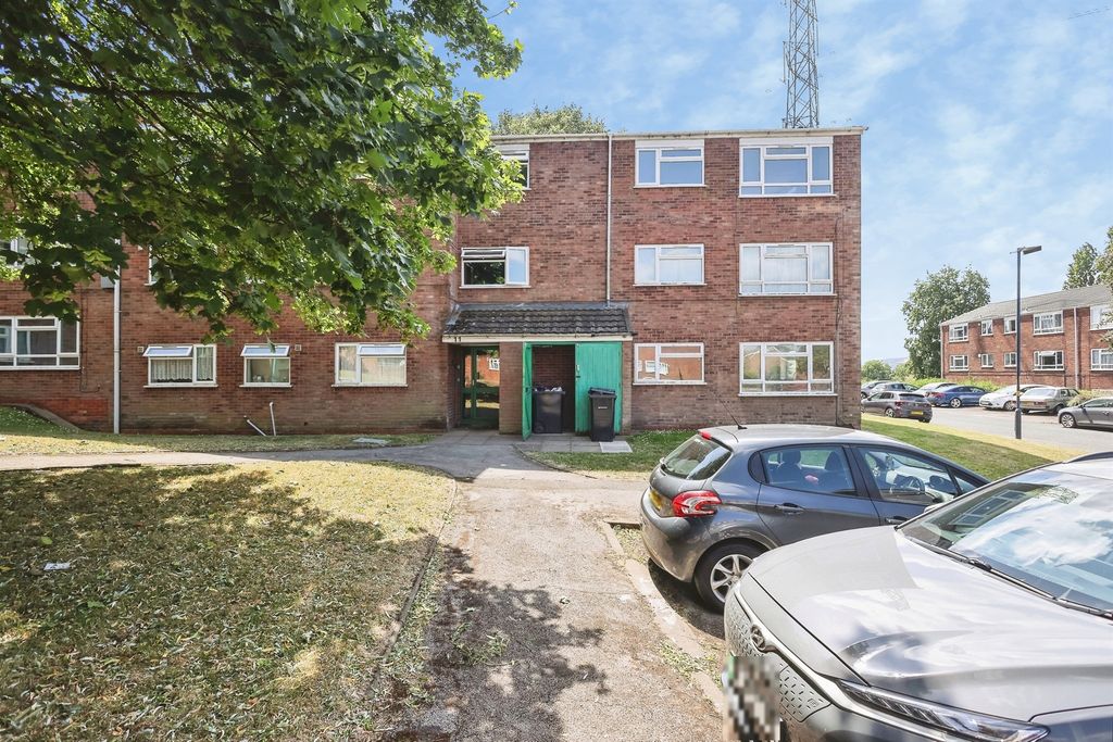 Property photo 2 of 19