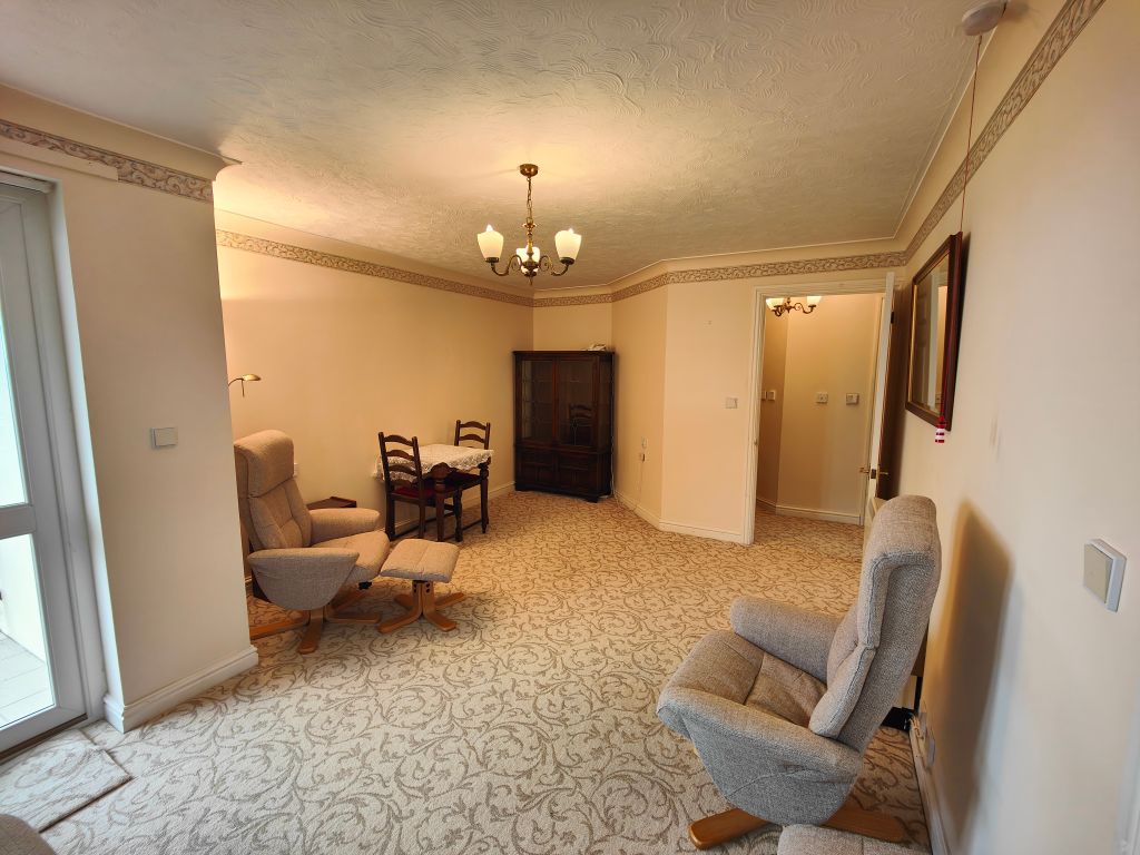 Property photo 3 of 8