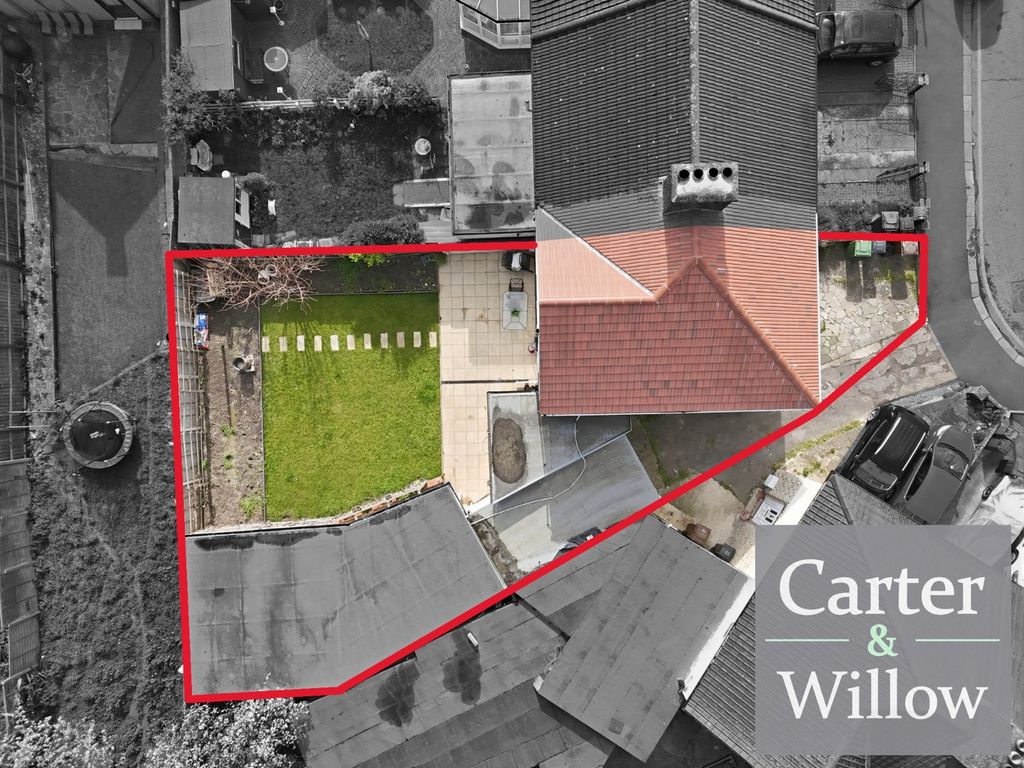 Property photo 2 of 16