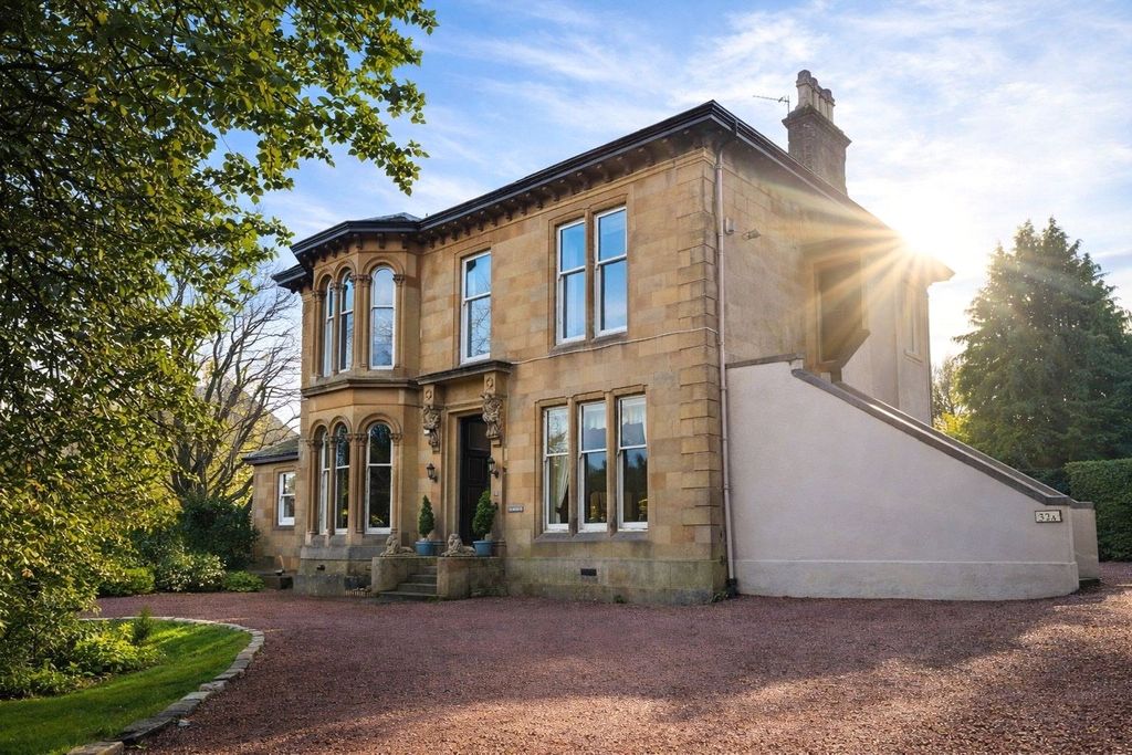 Property photo 1 of 21 Exterior