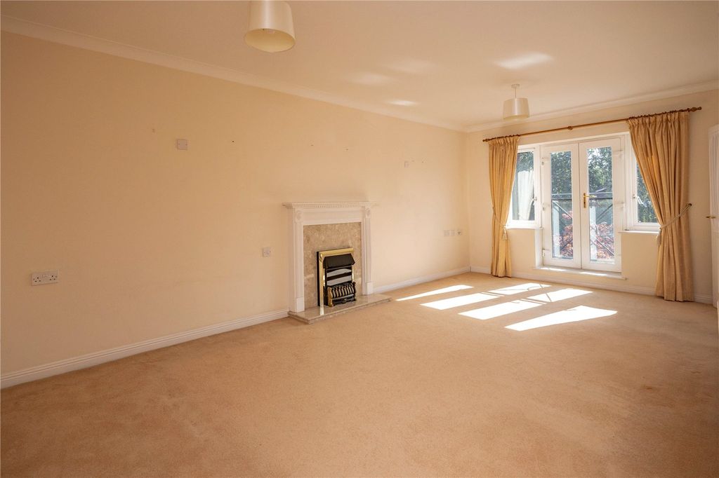 Property photo 2 of 20 Picture No. 43