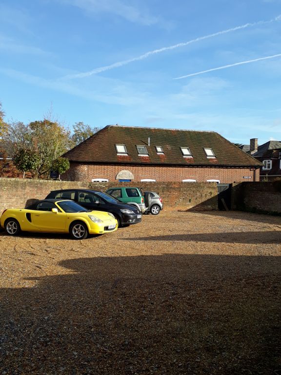 Property photo 1 of 2