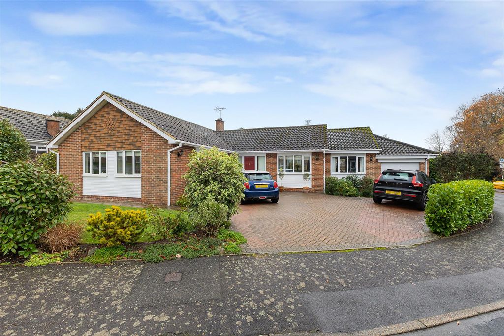 Property photo 1 of 35 B2G_5050.Jpg