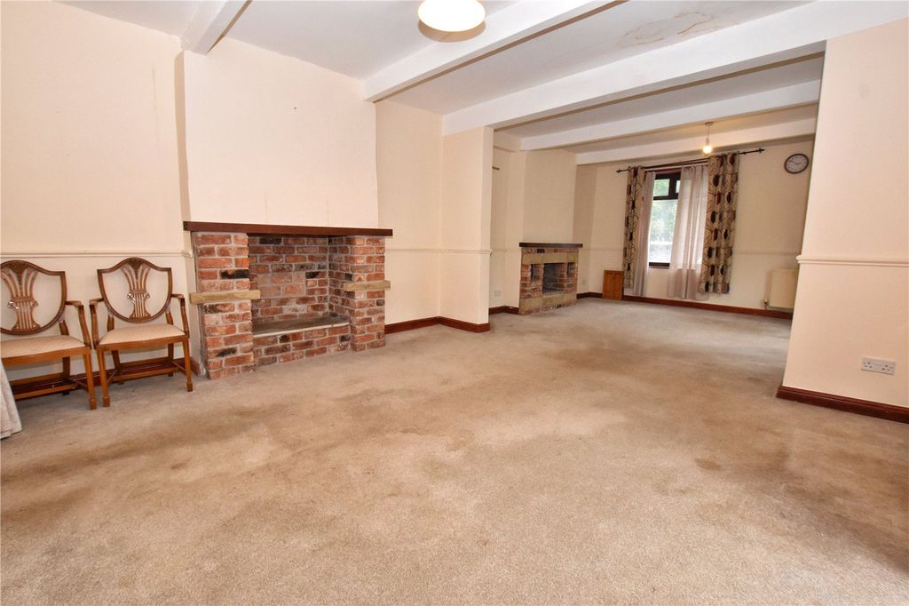 Property photo 3 of 24 Dining Room