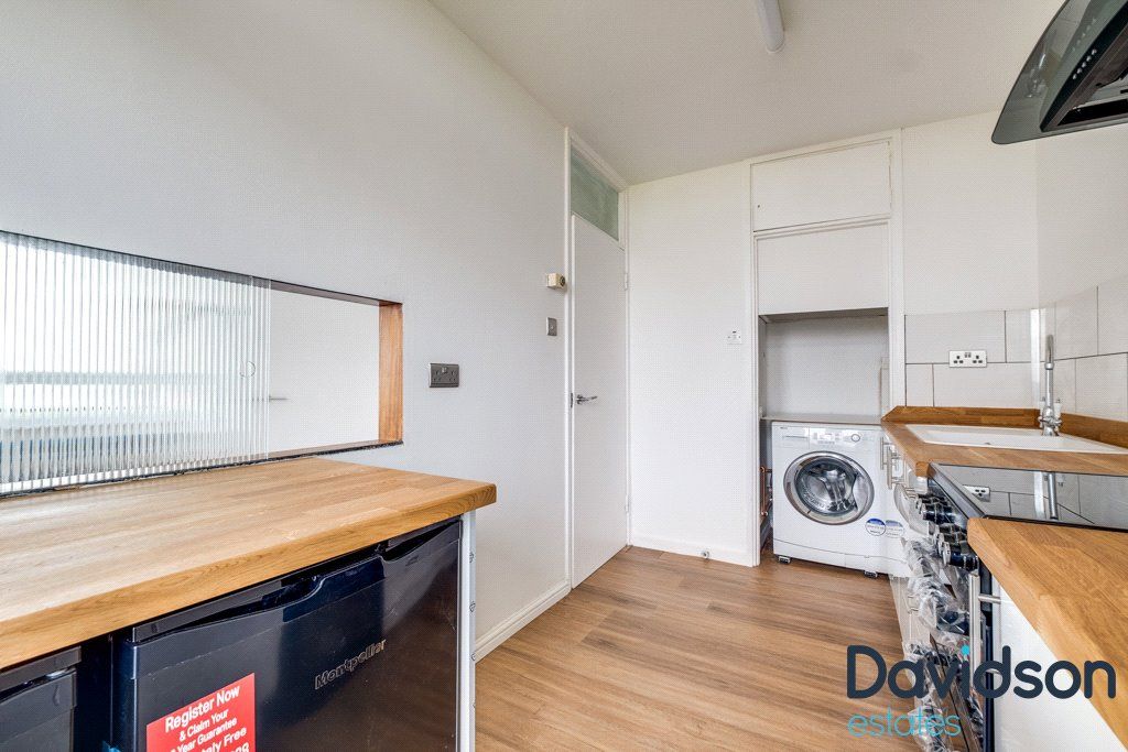 Property photo 3 of 18 Picture No. 12