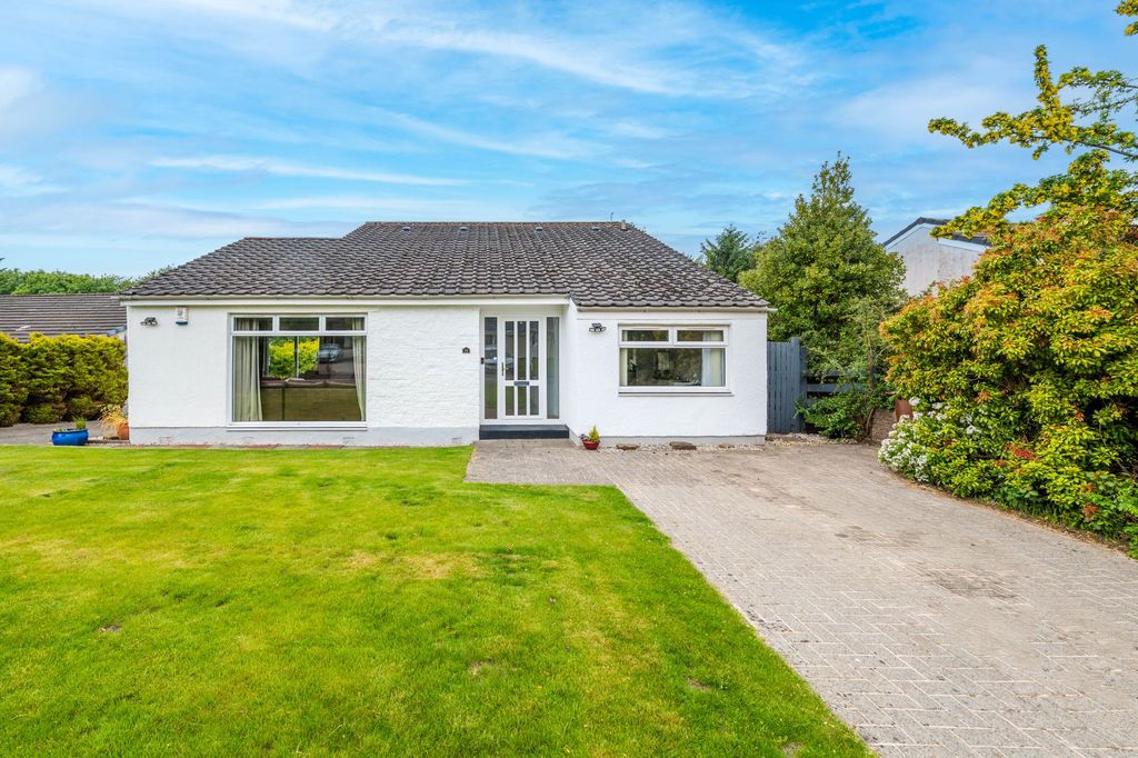 Property photo 1 of 37