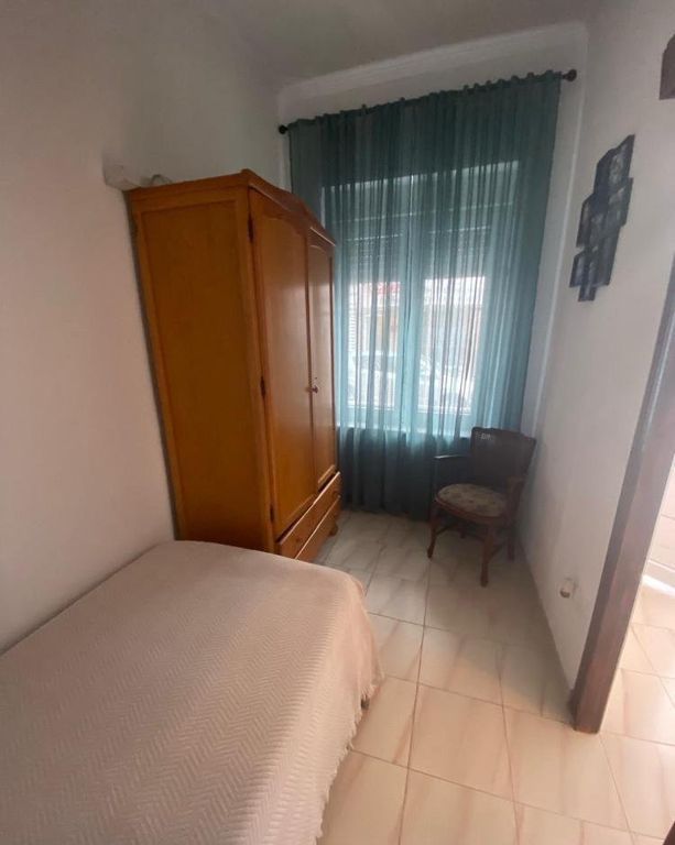 Property photo 2 of 33